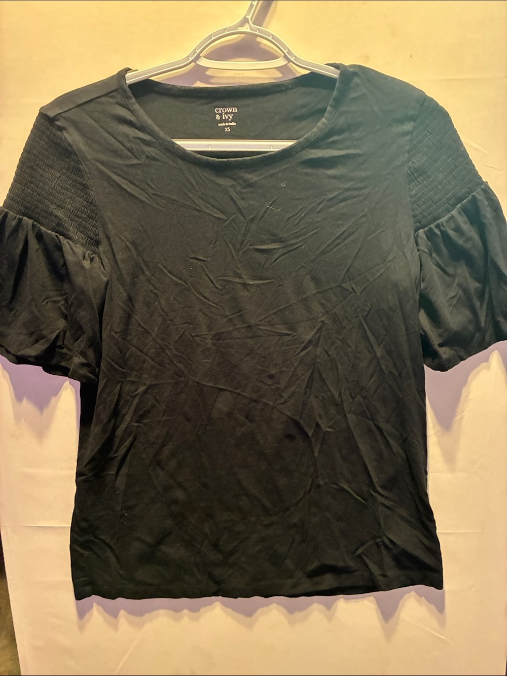 crown & ivy Black Short Sleeve Top with Smocked Puff Sleeves